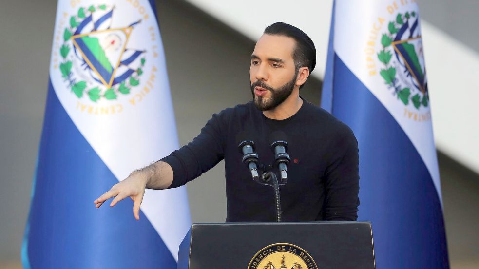 Präsident Nayib Bukele regiert das kleinste mittelamerikanische Land seit 2019. (Archivbild) Foto: Salvador Melendez/AP/dpa