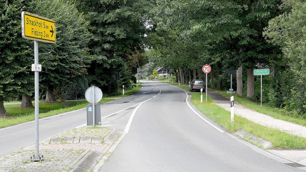 Die Fahrbahn wird saniert. Foto: Melchert Stromann