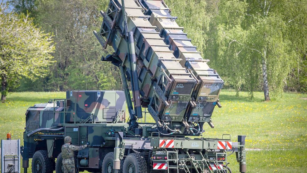 Deutschland will weitere Patriots an die Ukraine liefern. (Archivbild) Foto: Jens Büttner/dpa