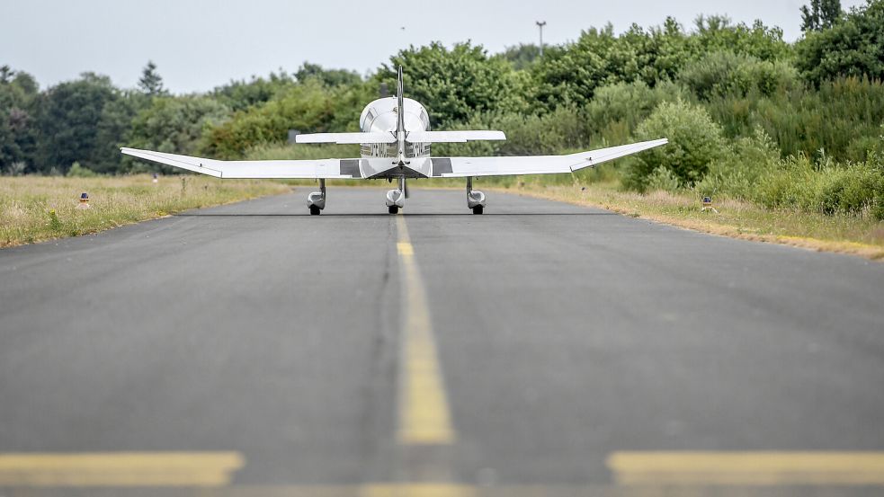 Zahlreiche Starts und Landungen sind am Flughafen Leer-Papenburg zu beobachten. Foto: Klaus Ortgies