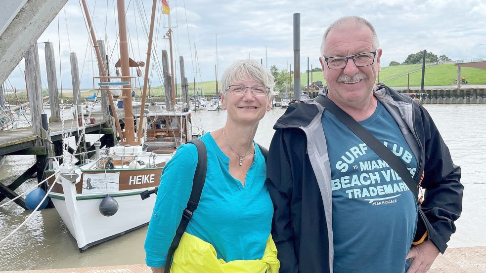Seit annähernd 30 Jahren verbringen Elke Heidelberg-Hinz und Michael Hinz ihren Urlaub in Ostfriesland. Foto: Oliver Bär