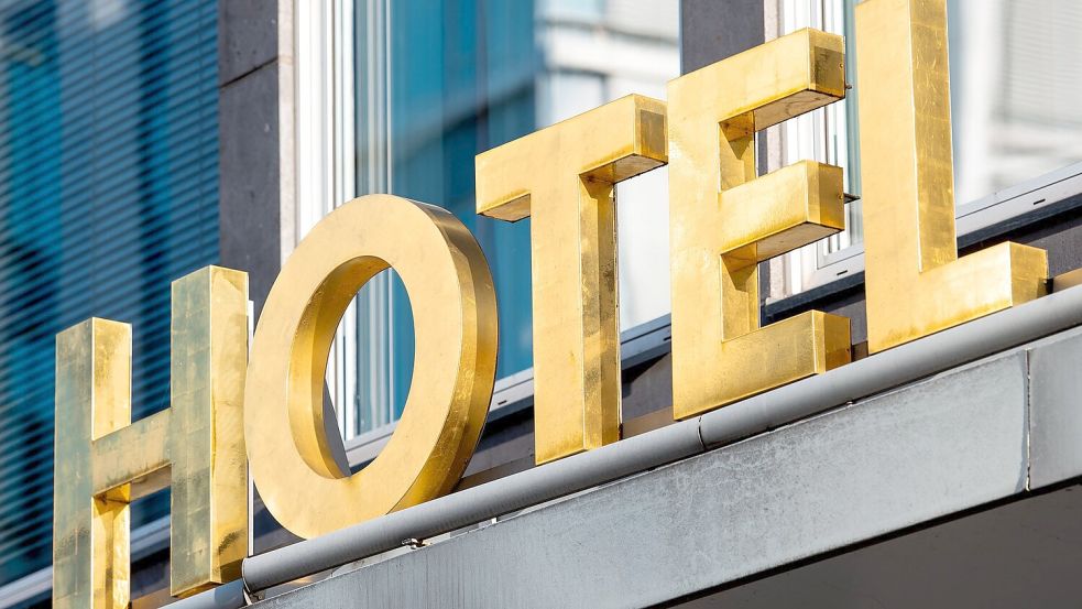 Mehr als 10.000 Hotels beteiligen sich an einer Sammelklage, um sich gegen jahrelang erzwungene Preisbindungen zur Wehr zu setzen. (Symbolbild) Foto: Daniel Bockwoldt/dpa