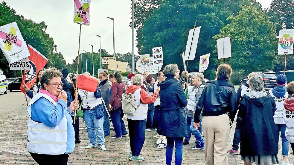 Spontan wurde gegen die Veranstaltung der AfD demonstriert. Foto: privat
