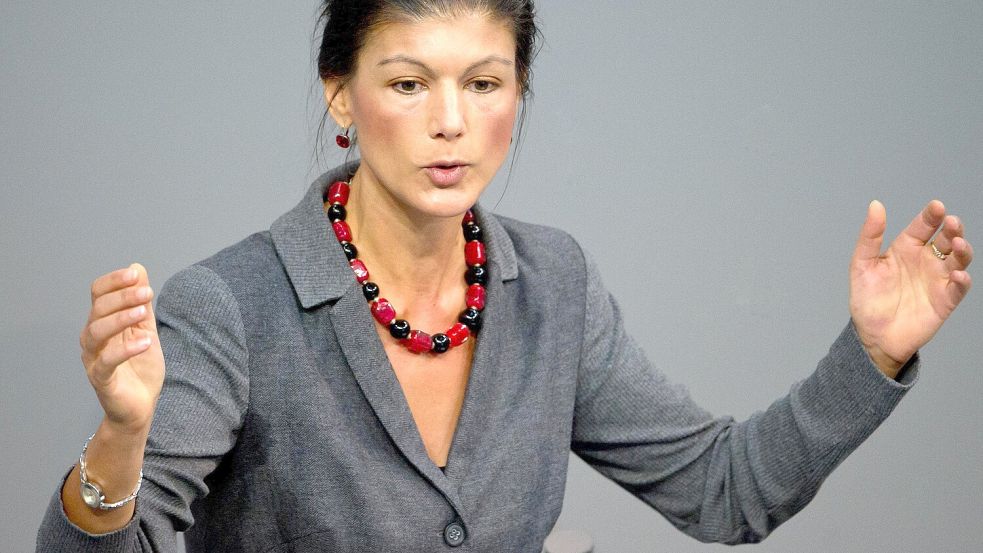 Die BSW-Chefin Sahra Wagenknecht findet, dass Flüchtlinge aus dem Bürgergeldsystem herausgenommen werden sollten. Foto: dpa/Tim Brakemeier