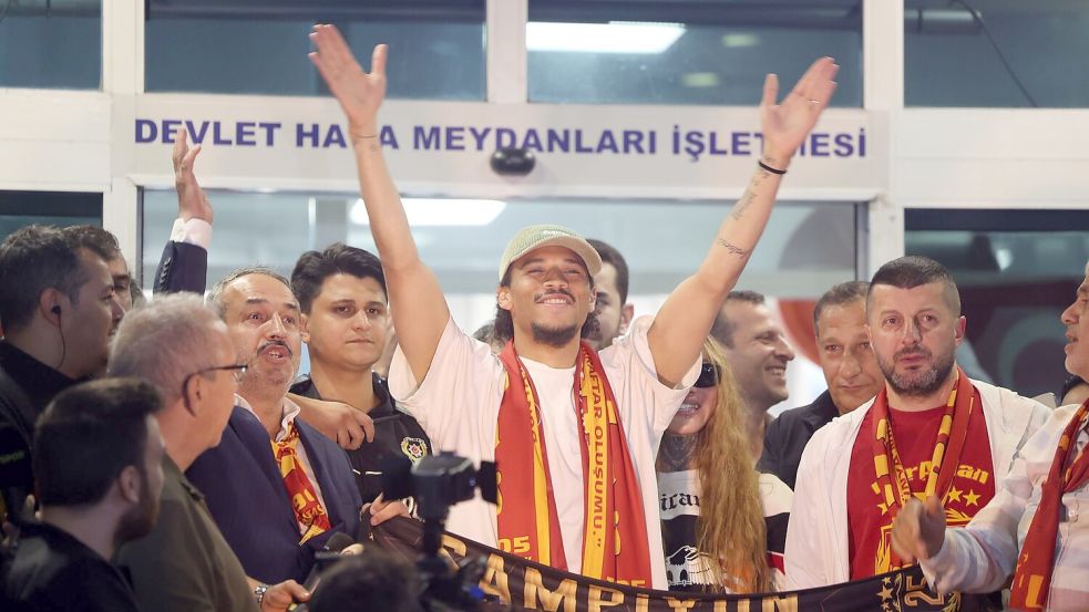 Leroy Sané ist einer der hochkarätigen Neuzugänge von Galatasaray Istanbul Foto: Murat Akbas/dpa