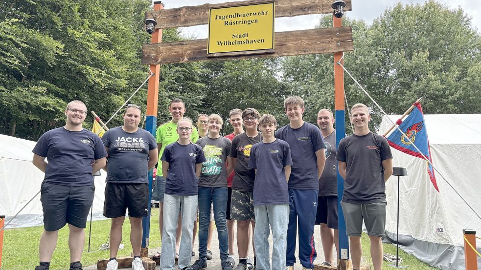 Große Vorfreude auf die nächsten gemeinsamen Tage bei der Jugendfeuerwehr Rüstringen. Foto: Pia Pentzlin