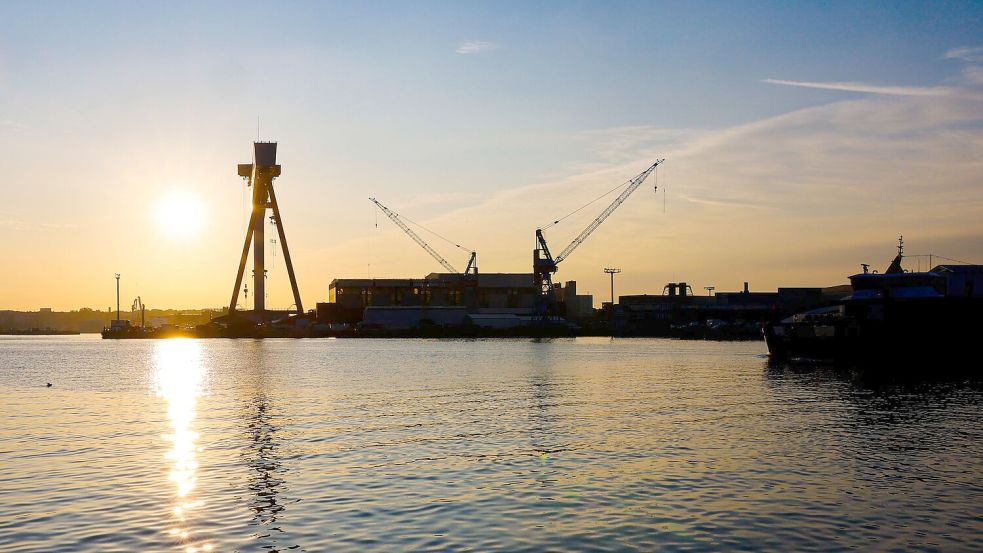 In Kiel hat TKMS seinen Sitz. Dort ist auch der größte Werftstandort des Schiffbauers. Foto: Frank Molter/dpa