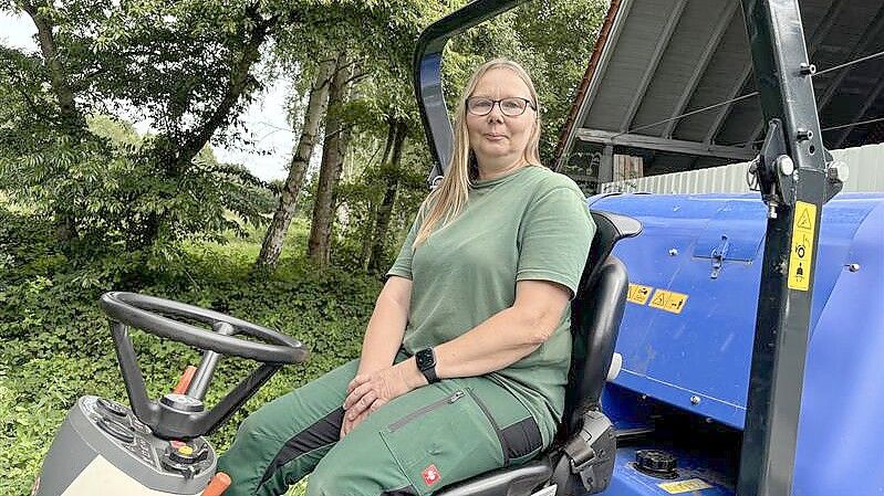 Simone Roßgotterer ist seit sechs Jahren Hausmeisterin auf dem Campingplatz am Ottermeer. Foto: Pia Pentzlin