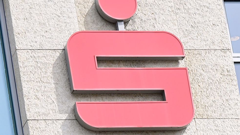 Sparkassen gehen neue Wege bei der Kundenwerbung (Symbolbild) Foto: Bernd Weißbrod/dpa