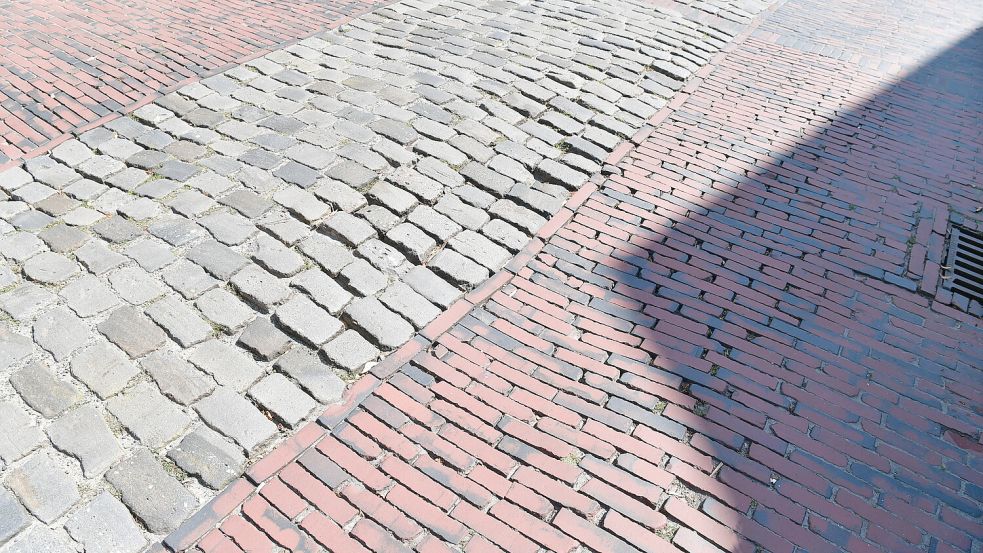 So sieht das Pflaster in der Mühlenstraße aktuell aus. Foto: Heinz Wagenaar