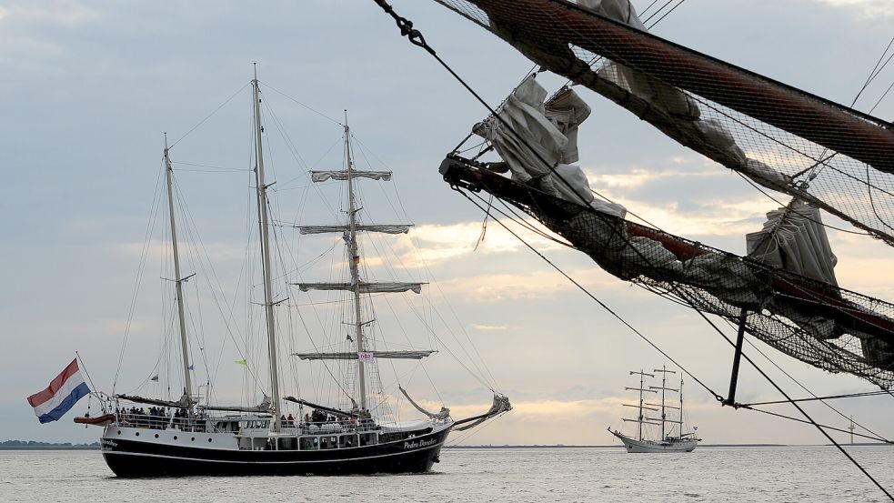 Traditionelle Großsegler haben zur Sail in Bremerhaven angelegt. Foto: Ingo Wagner/dpa-Archiv