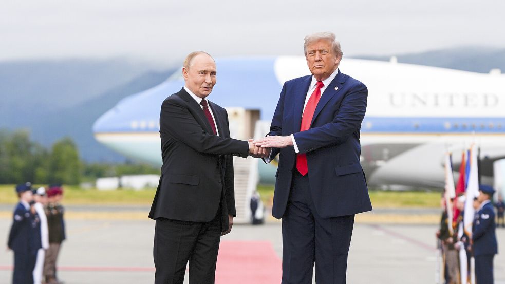 Kommt mit leeren Händen vom Treffen mit Putin zurück: US-Präsident Donald Trump. Foto: AP/ Julia Demaree Nikhinson