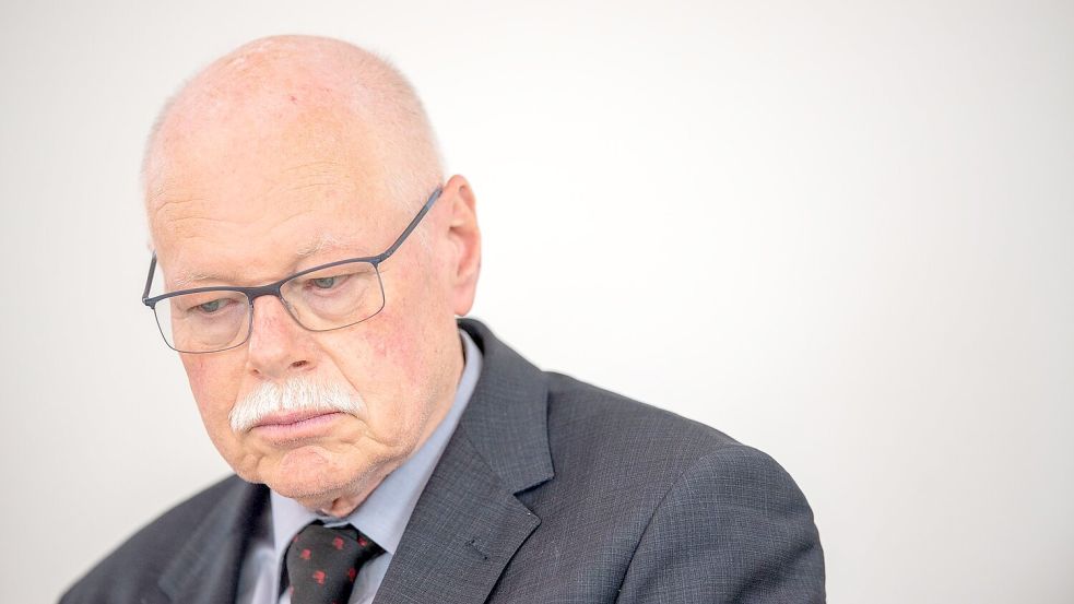Ulrich Mäurer kündigte seinen vorzeitigen Rücktritt als Innensenator an. (Archivfoto) Foto: Lino Mirgeler/dpa
