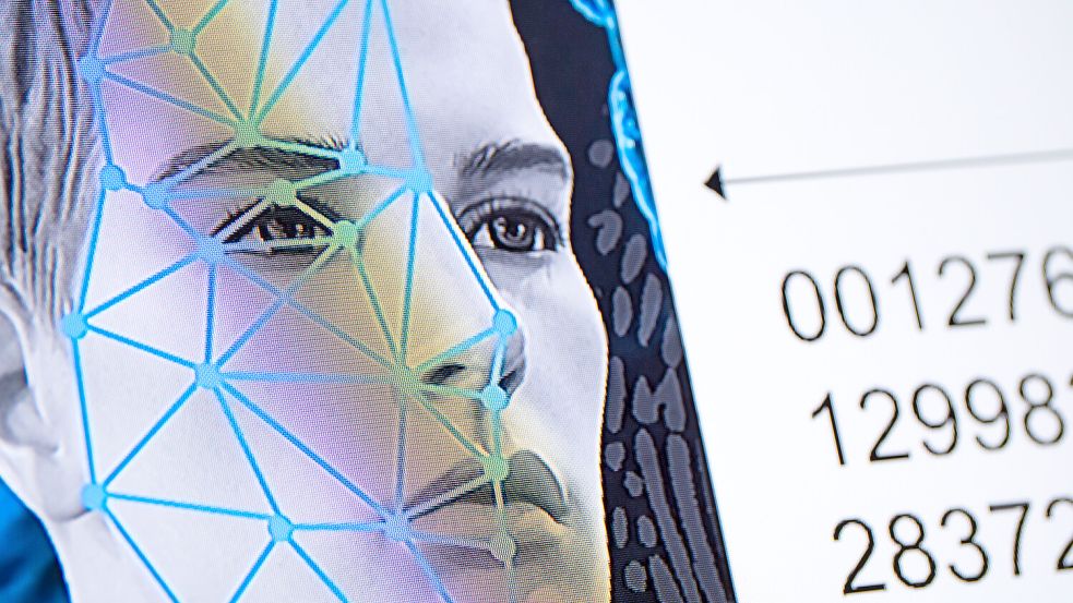Emotionserkennung am Arbeitsplatz durch Künstliche Intelligenz ist in der EU inzwischen verboten. Foto: dpa/Sven Hoppe