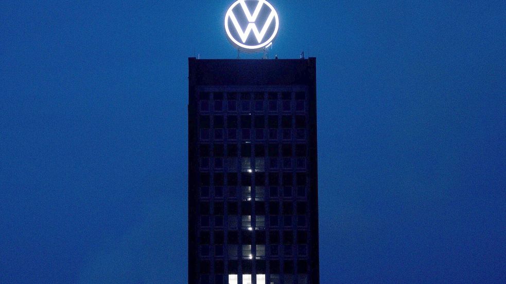 Gibt es in Zukunft auch Panzer mit diesem Logo? Laut einer hohen Bundeswehrbeamten spricht grundsätzlich nichts dagegen. Foto: dpa/Julian Stratenschulte