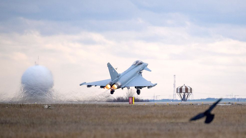 Deutsche Luftwaffe unterstützt Rumänien Foto: Bernd von Jutrczenka/dpa