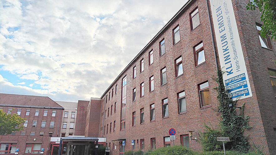 Die nicht mehr erhältlichen Tageszeitungen im Klinik-Kiosk waren zuerst in Emden aufgefallen. Foto: Till Oliver Becker