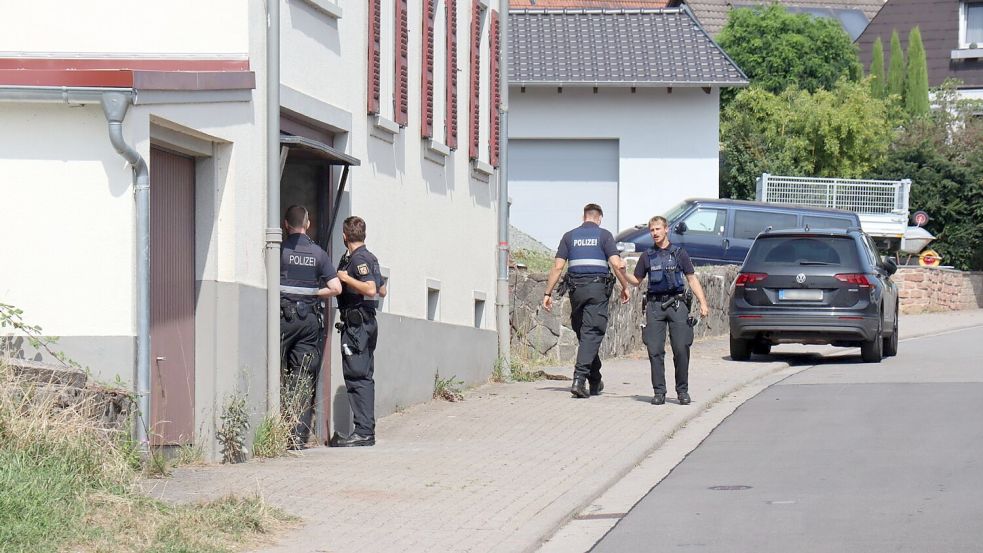 Die Polizei hatte seit Donnerstag nach dem Flüchtigen gesucht. (Archivbild) Foto: Rene Priebe/dpa