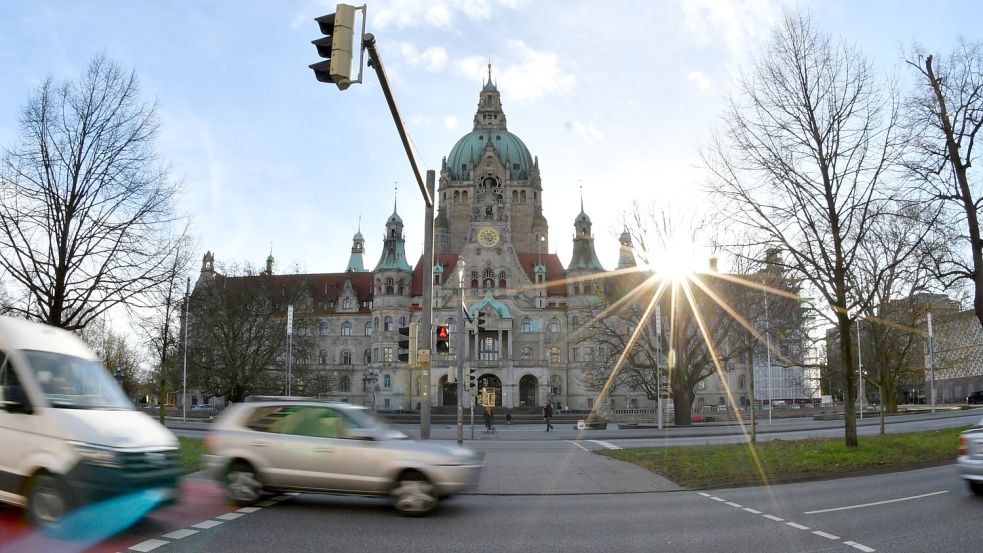 Das neue Rathaus in Hannover: Wer wird hier nach der Kommunalwahl 2026 das Sagen haben? Foto: dpa/Ella Wenzel