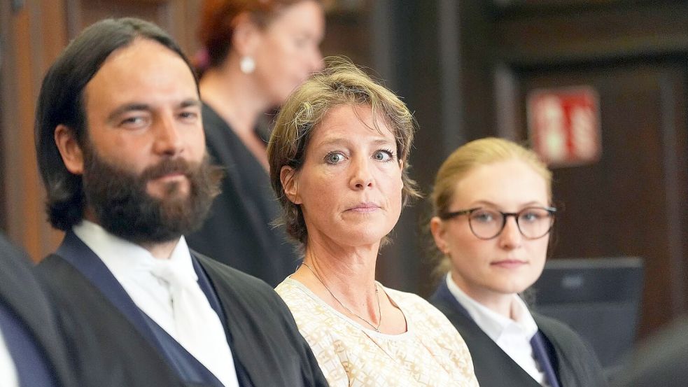 Christina Block will erst einmal von ihrem Schweigerecht Gebrauch machen. Foto: Marcus Brandt/dpa Pool/dpa