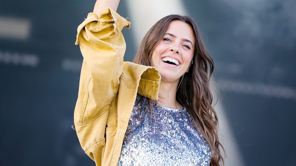 Sängerin Vanessa Mai trat beim Festival Inselfieber auf. Bald wird sie nach Leer kommen: Christoph Reichwein/dpa