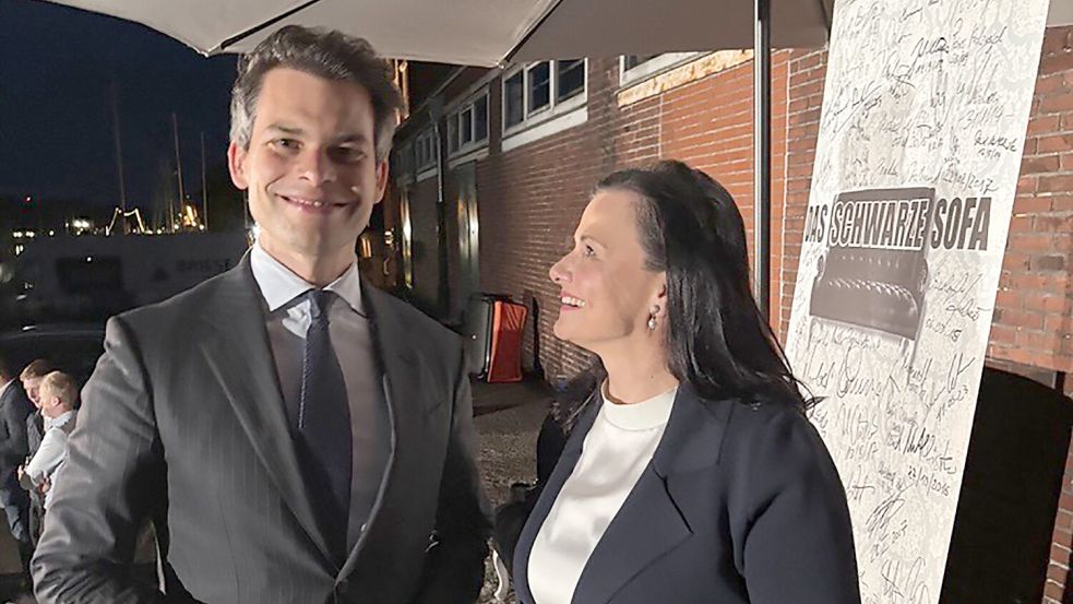 Zu Gast in Leer: Christoph Ploß bei Gitta Connemann (beide CDU). Foto: Teschke