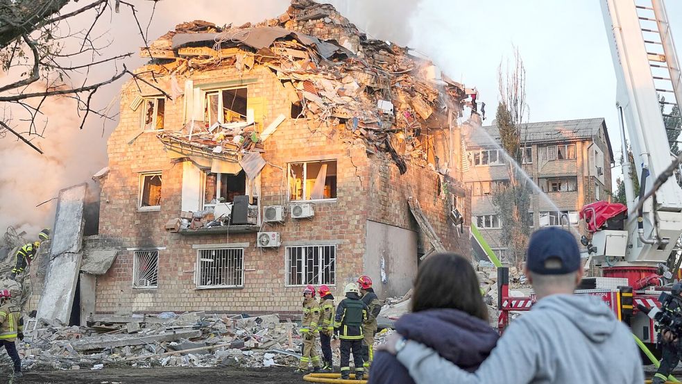 Immer wieder nimmt Russland Kiew ins Visier. Foto: Efrem Lukatsky/AP/dpa