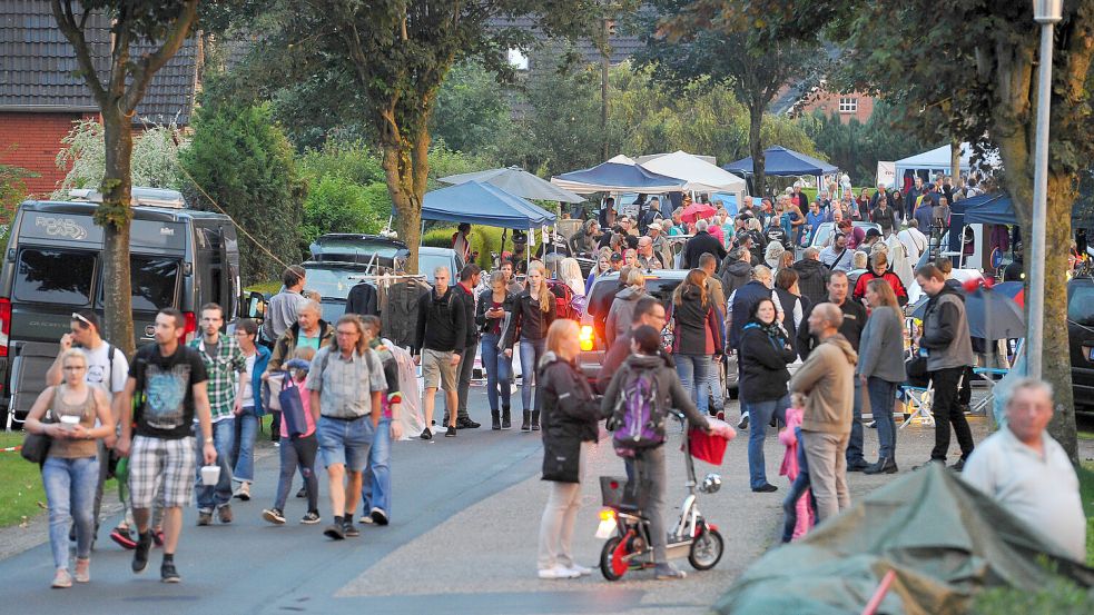 Simonswolde erwartet auch in diesem Jahr Tausende Besucher zum Riesen-Flohmarkt. Foto: Archiv