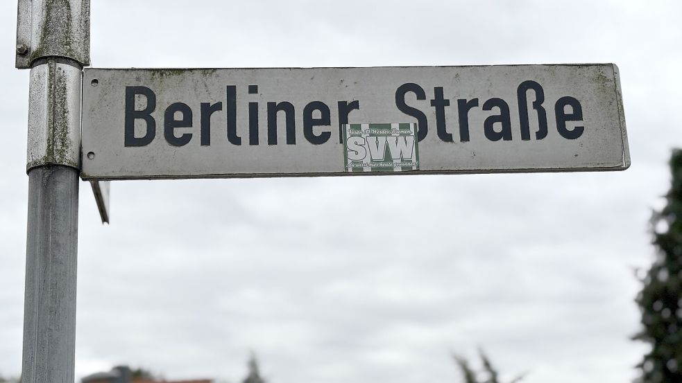 Eine Fehlfunktion bei Straßenlaternen in der Berliner Straße hat für Aufregung gesorgt. Foto: Oliver Bär
