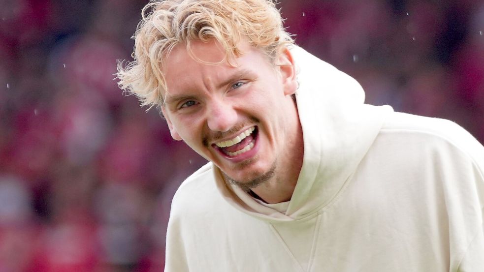 Auf dem Sprung nach England: Stuttgarts Stürmerstar Nick Woltemade. (Archivbild) Foto: Soeren Stache/dpa