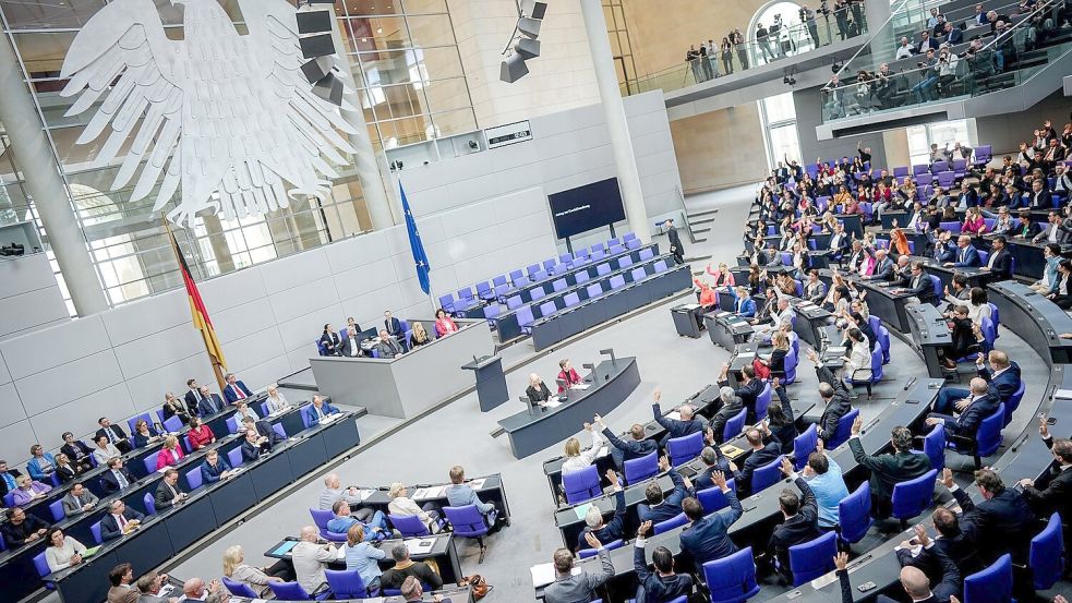 Im Bundestag endet die Sommerpause. (Archivbild) Foto: Kay Nietfeld/dpa