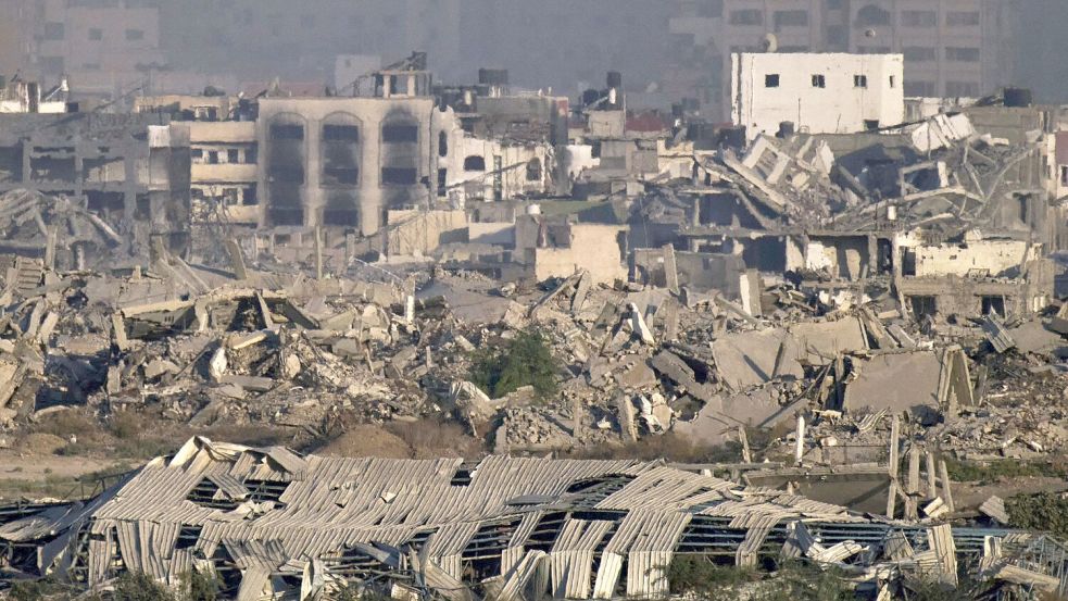 Wegen der katastrophalen Lage im Gazastreifen hat die EU-Kommission eine Einschränkung der Zusammenarbeit mit Israel vorgeschlagen. Foto: Leo Correa/AP/dpa
