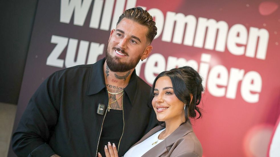 Die Reality-Stars Leyla und Mike Heiter (r) gaben sich das Ja-Wort. (Archivbild) Foto: Christoph Reichwein/dpa