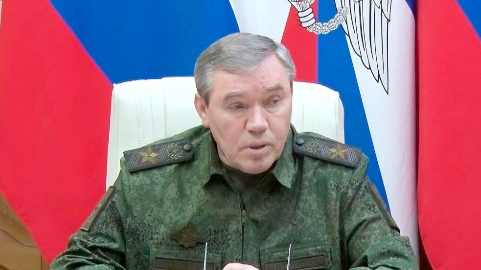 Der russische Generalstabschef Waleri Gerassimow kündigt Angriffe gegen die Ukraine auf gesamter Front bis Herbst an. Foto: Uncredited/Russian Defense Ministry Press Service/AP/dpa