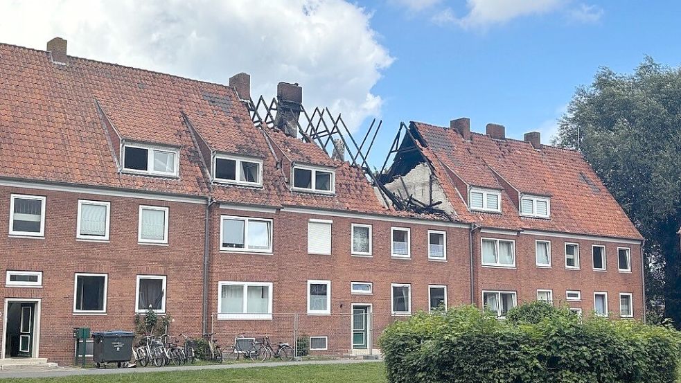 Am Samstag, 30. August, darf niemand das Haus betreten. Es ist mit einem Bauzaun abgesichert. Foto: Vera Vogt