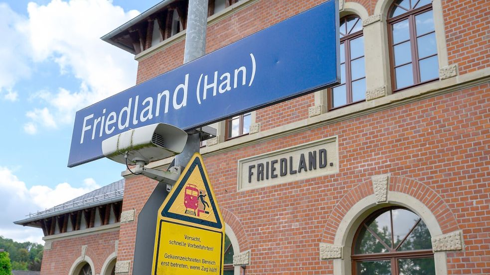 Der Bahnhof Friedland liegt rund 20 Autominuten von Göttingen entfernt, nahe der Grenze zu Hessen und Thüringen. Foto: Swen Pförtner/dpa