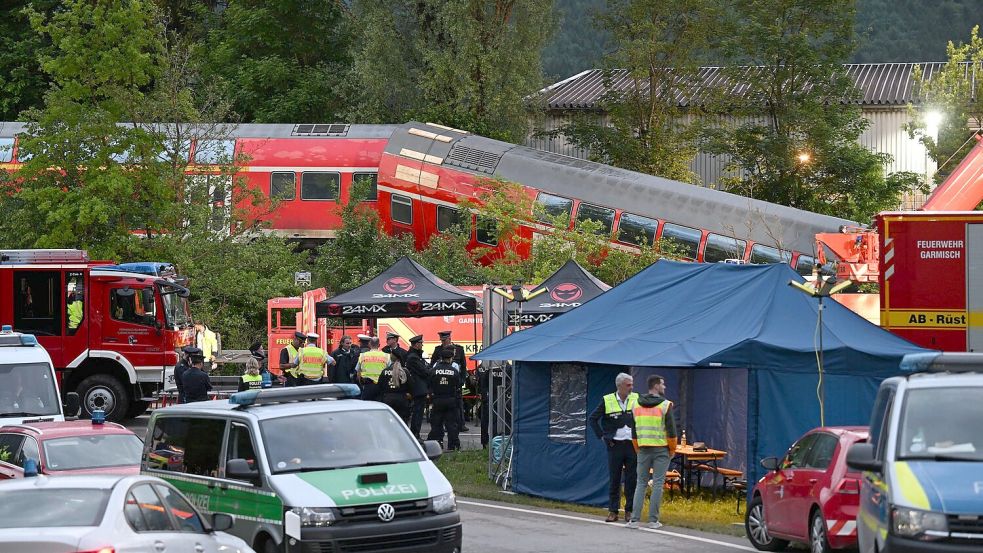 Ein Mitarbeiter hatte zuvor auf Probleme mit den Gleisen hingewiesen. (Archivbild) Foto: Angelika Warmuth/dpa