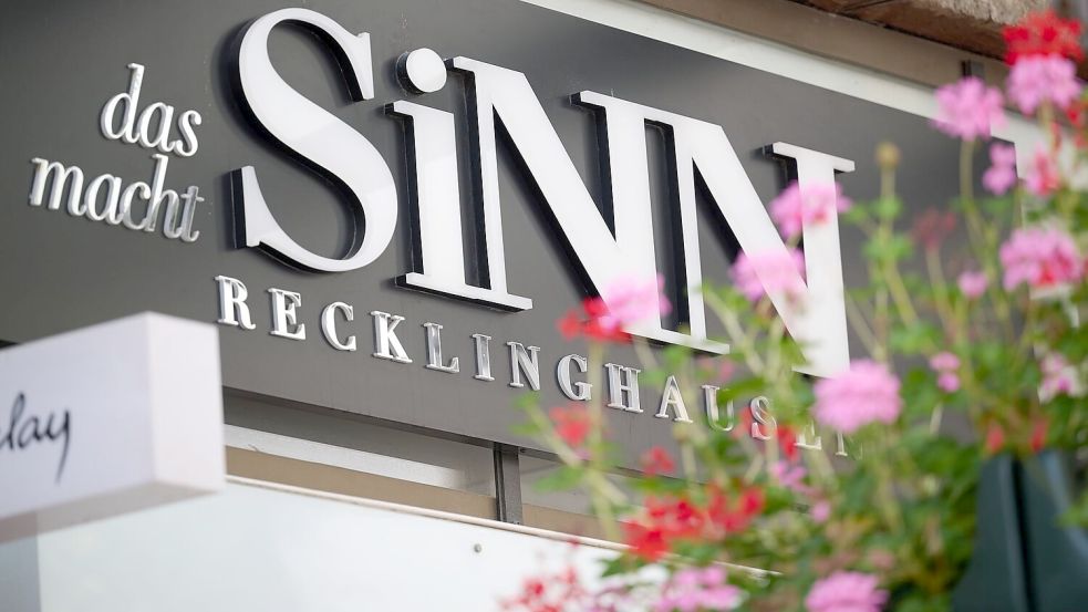 Das Amtsgericht Hagen hat das Insolvenzverfahren über die Modekette Sinn aufgehoben. (Archivbild) Foto: Bernd Thissen/dpa