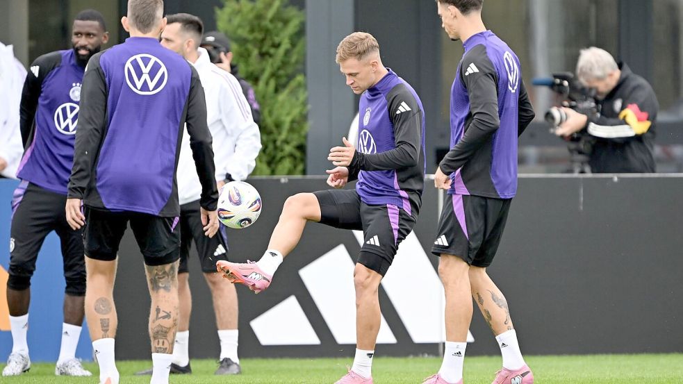 Joshua Kimmich geht mit großen Ambitionen in die WM-Saison. Foto: Federico Gambarini/dpa