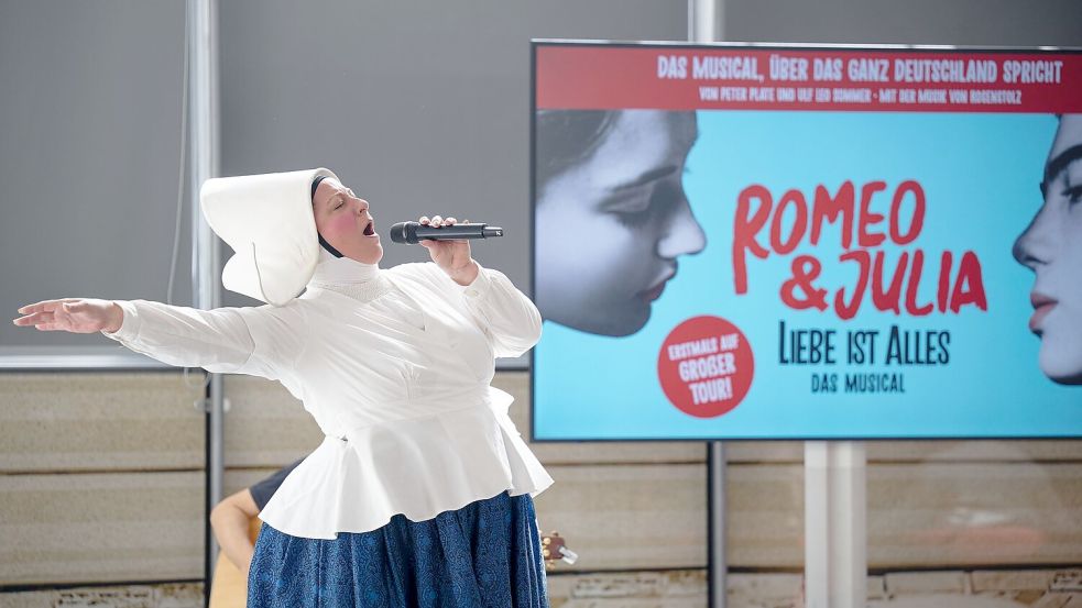 Ein kleiner Vorgeschmack: Bei einem Presse-Event wurde die Tournee von „Romeo & Julia – Liebe ist alles“ vorgestellt. Foto: Henning Kaiser