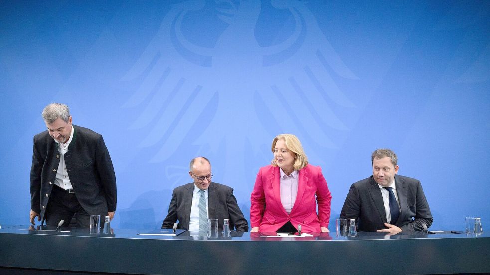 Schwarz-Rot will mit der Stahlindustrie sprechen. Foto: Bernd von Jutrczenka/dpa