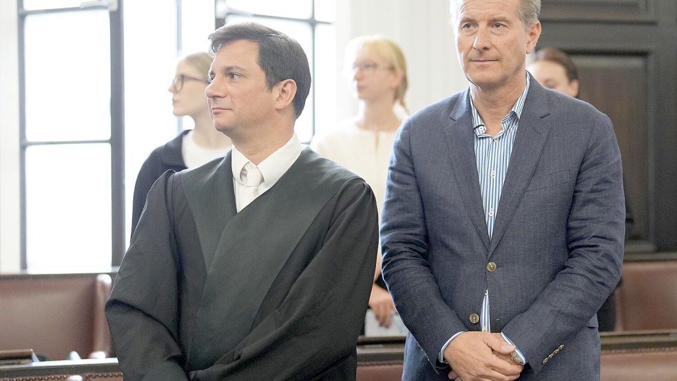 Fortsetzung im Block-Prozess wegen mutmaßlicher Kindesentführung: Der Vater der Kinder, Stephan Hensel (r), sagte aus. Foto: dpa/Marcus Brandt
