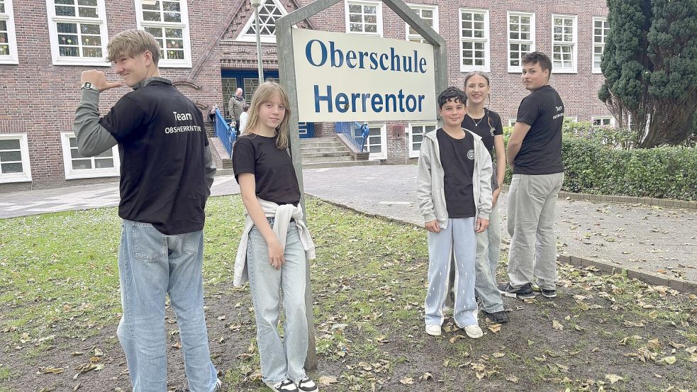 Schüler kämpfen für den Erhalt der Oberschule Herrentor. Foto: Mona Hanssen/Archiv