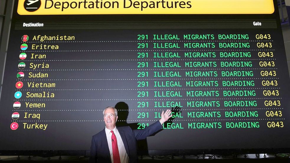 Reform UK hat Abschiebungen im großen Stil angekündigt. Foto: Joanna Chan/AP/dpa