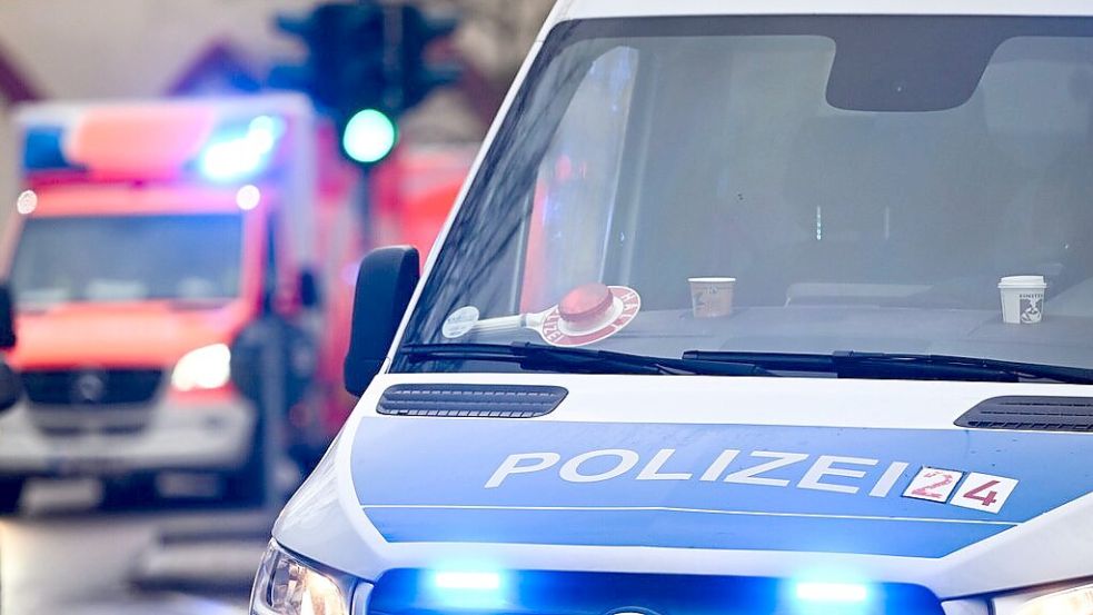 Die Polizei und der Rettungsdienst mussten am Samstag zu einem Unfall nach Lastrup ausrücken. Symbolfoto: DPA