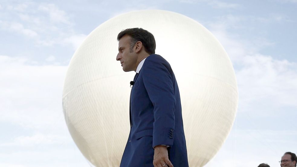 Macron ist nun im Zugzwang. (Archivbild) Foto: Yoan Valat/Pool EPA/AP/dpa