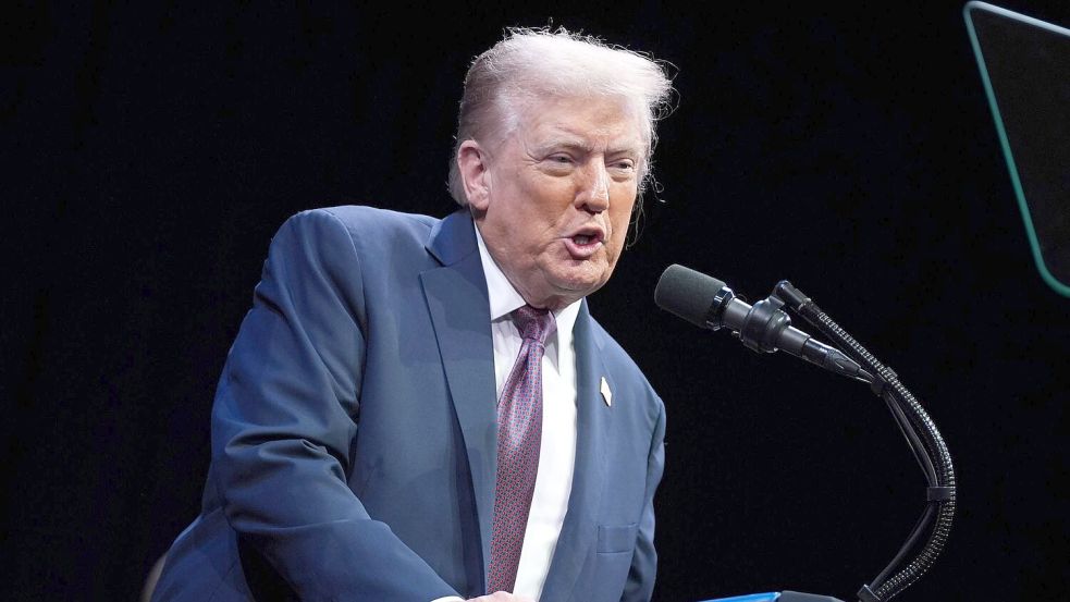 Die Kopie eines angeblichen Geburtstagsgrußes von Trump an Epstein macht Schlagzeilen. Foto: Evan Vucci/AP/dpa