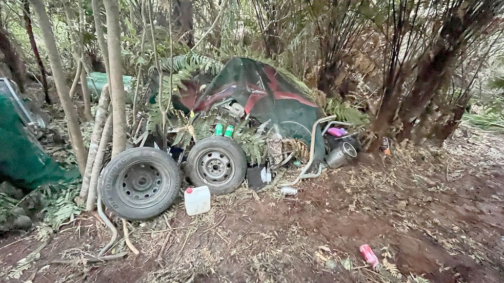 In dem Camp waren Autoreifen und ein Wasserkanister zu sehen. Foto: NZ Police/dpa