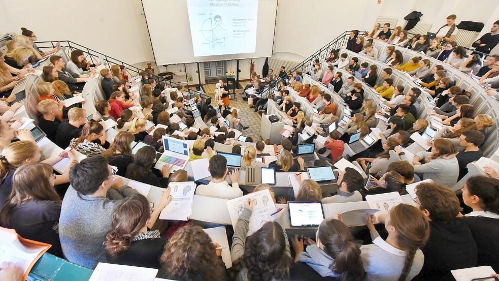 Rund 17 Prozent aller 2,87 Millionen Studierenden in Deutschland kommen laut Statistischem Bundesamt aus dem Ausland. (Archivbild) Foto: Waltraud Grubitzsch