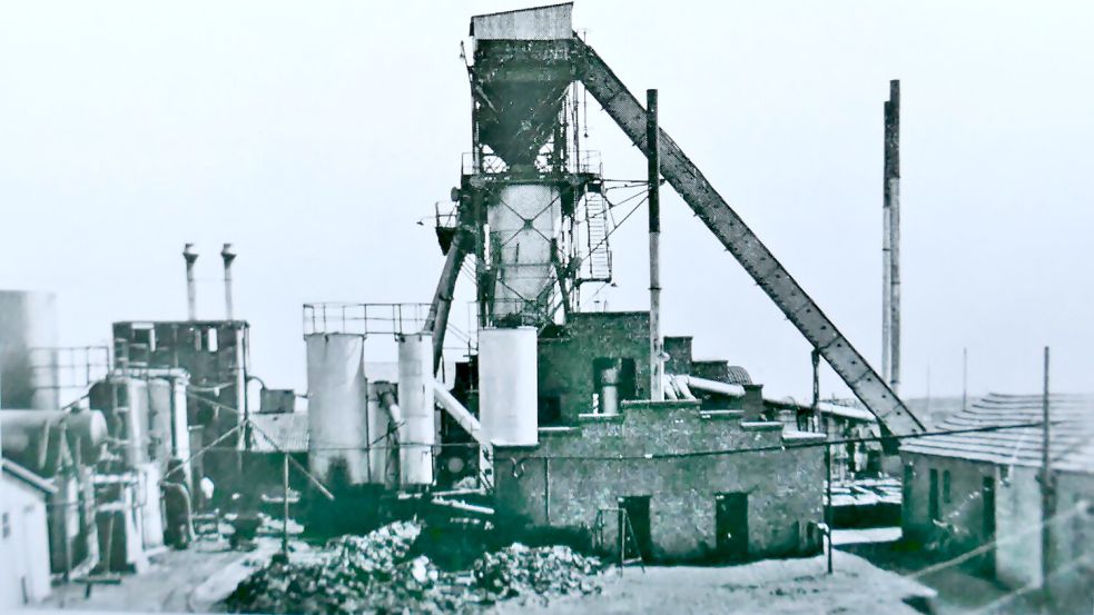 Eines der wenigen erhaltenen Bilder, das die Klostermoorer Torfkoksfabrik zeigt. Foto: Sammlung Wilhelm Lalk